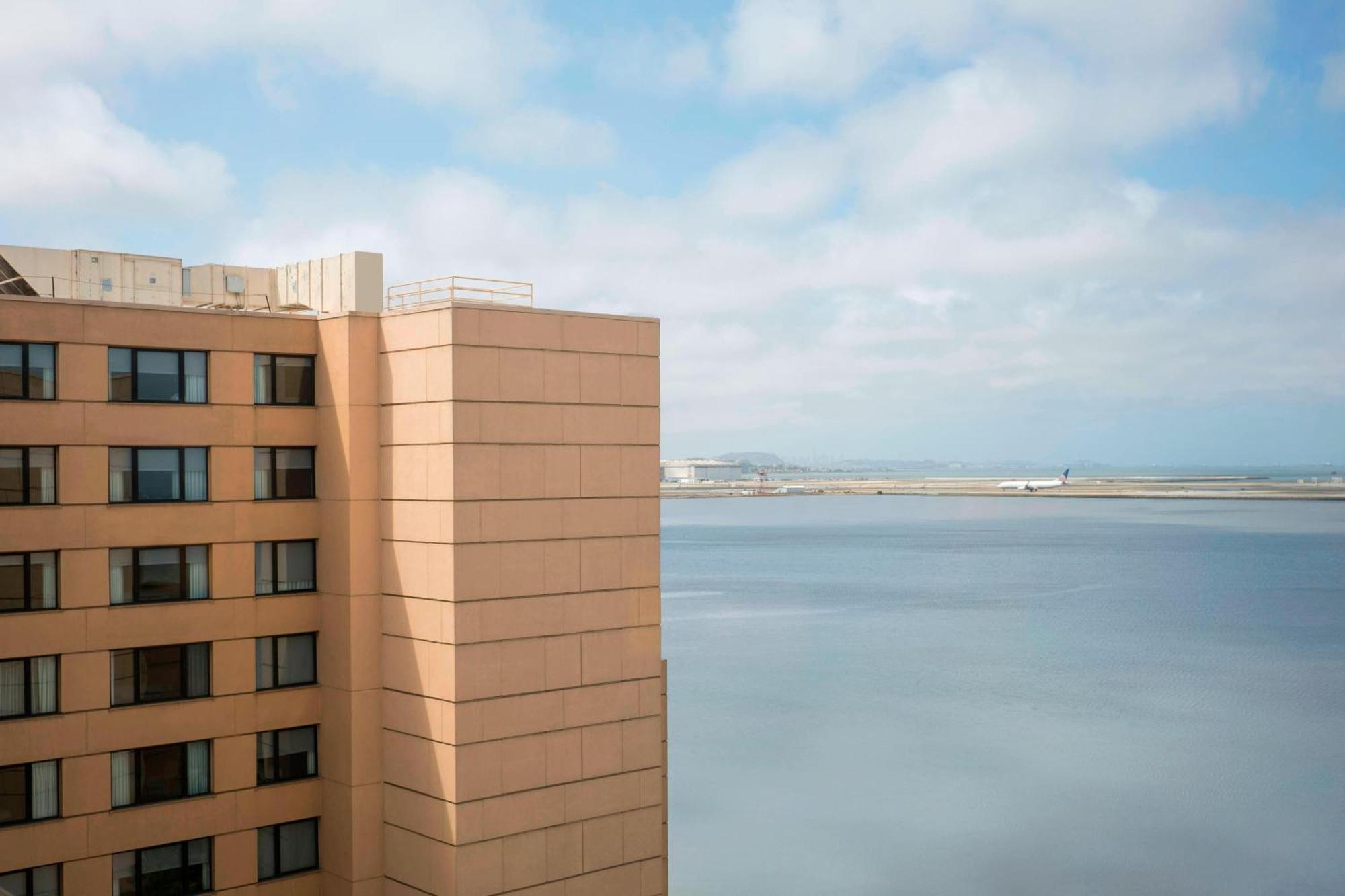 San Francisco Airport Marriott Waterfront Hotel Бърлингейм Екстериор снимка
